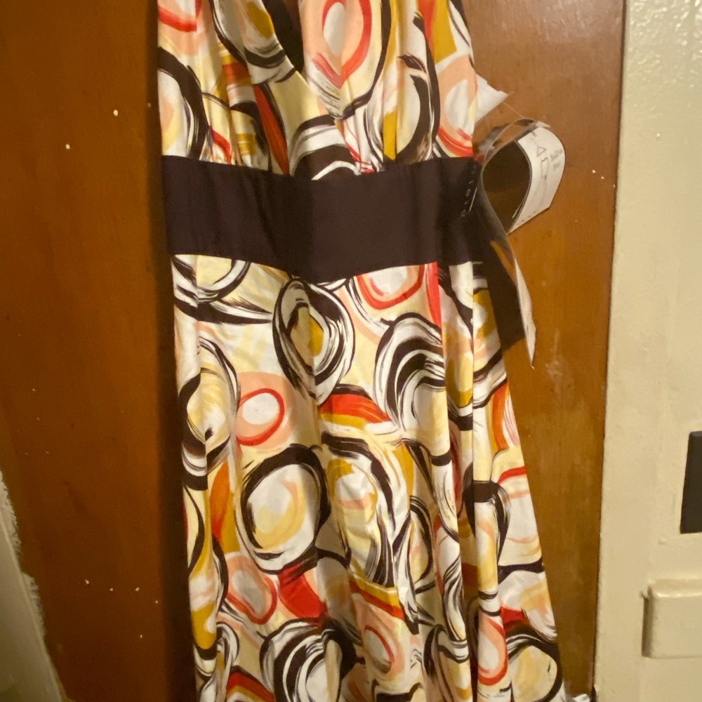 Madison Leigh size 6 sleeveless sun dress